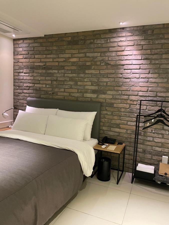 Hotel Gaden Suwon Exteriör bild