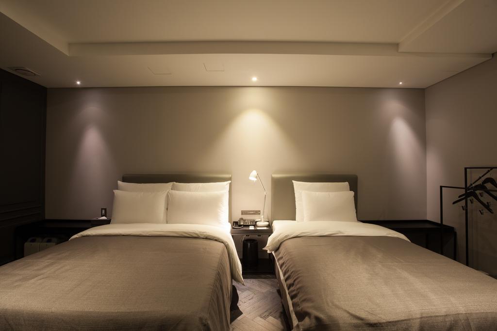Hotel Gaden Suwon Exteriör bild